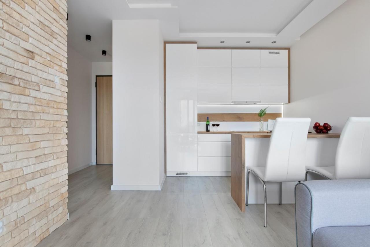 Elite Apartments Sunny Danzica Esterno foto